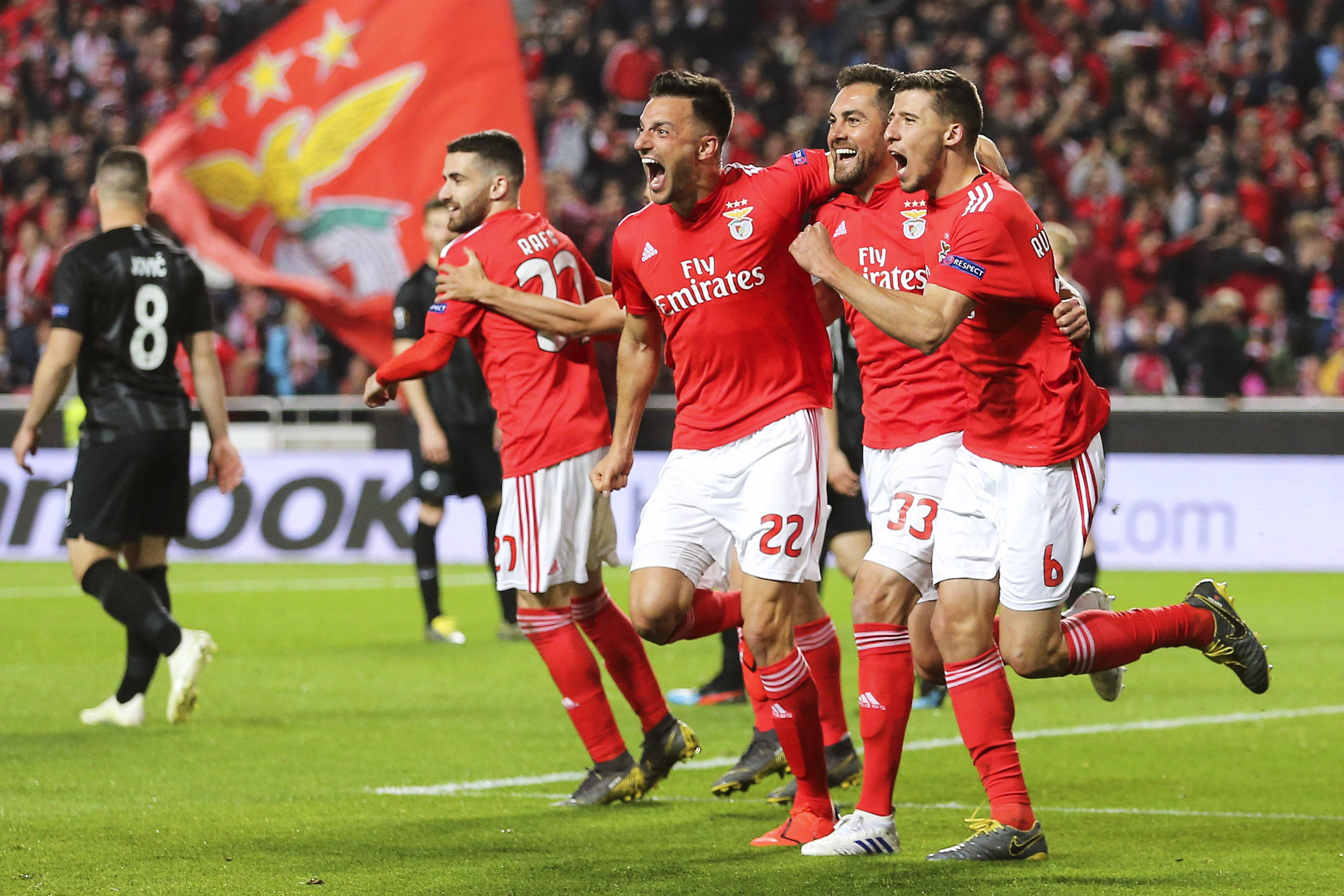 亚博体育 -关于今晚波尔图官宣签约：意甲节点到来，气氛紧张，赛程密集仍需轮换的信息